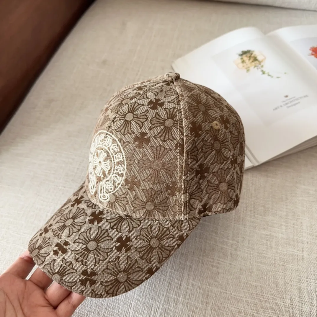 💰50 Crow Heart🆕Spring baseball cap, personalized and fashionable, classic cross logo, casual with a cool feeling, unisex style, same style for men and women! Various colors, very easy to match!